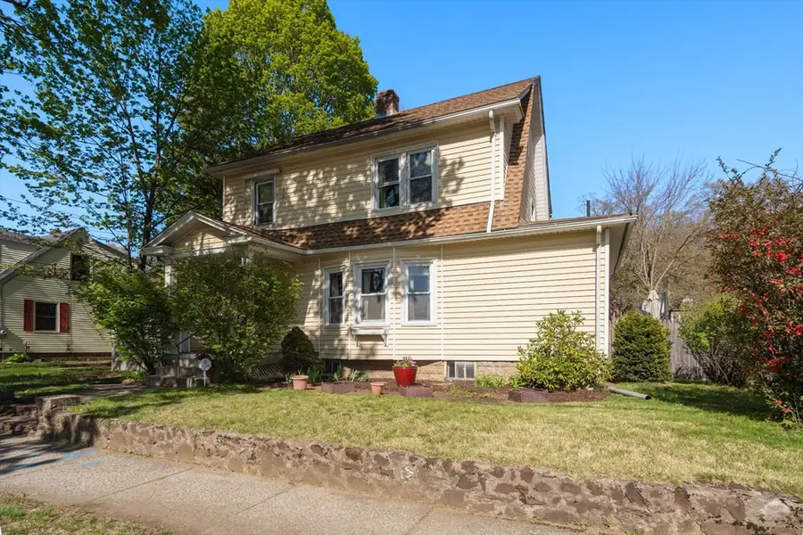 217 Ellsworth Ave, Springfield, MA 01118 - #3