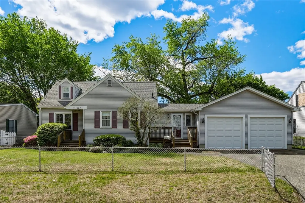 151 Edgewood Avenue, Chicopee, MA 01013 - #1