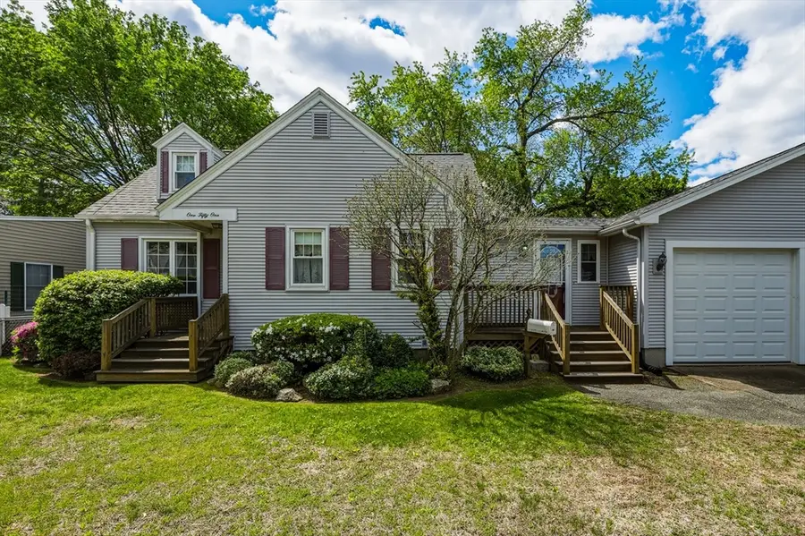 151 Edgewood Avenue, Chicopee, MA 01013 - #2