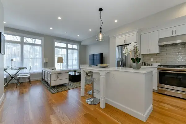 145 Stoughton St #4, Boston, MA 02125