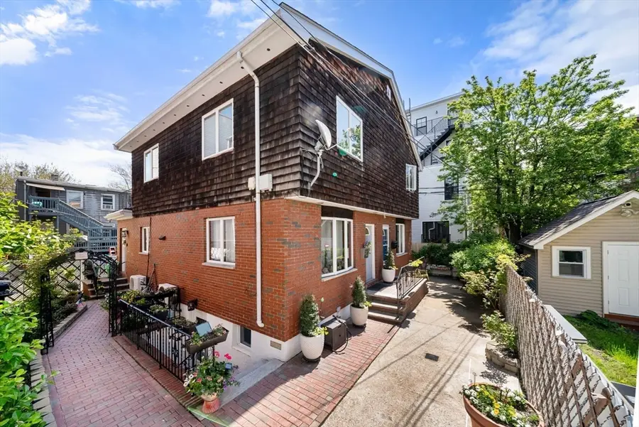 3 London Court, Boston, MA 02128 - #2