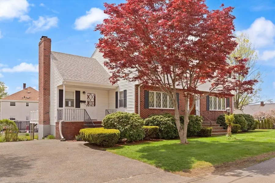 12 Highland Ave, Woburn, MA 01801 - #2
