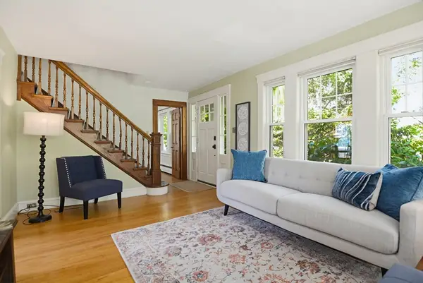 68 Main St, Acton, MA 01720