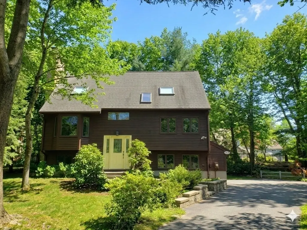251 Cox St, Hudson, MA 01749 - #1
