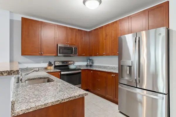 1 Harvest Drive #103, North Andover, MA 01845
