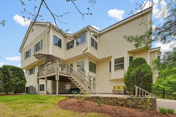 3002 Maple Brook Rd #3002, Bellingham, MA 02019