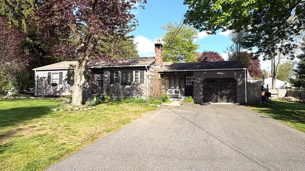 15 Fairhaven, East Longmeadow, MA 01028 - #1