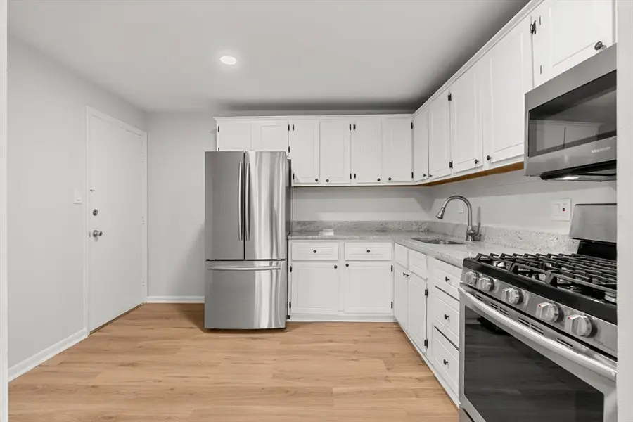 81 High Street #9, Amesbury, MA 01913 - #3