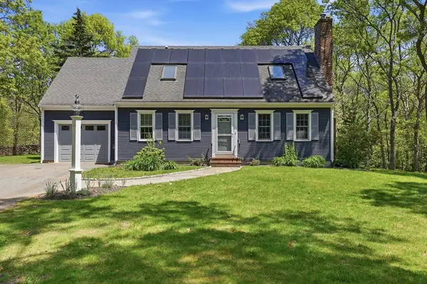 83 Greenville Dr, Sandwich, MA 02644