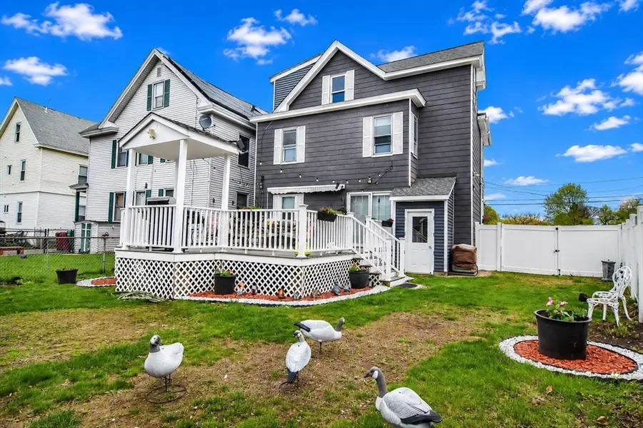 33-35 Woodward Ave, Lowell, MA 01854 - #3
