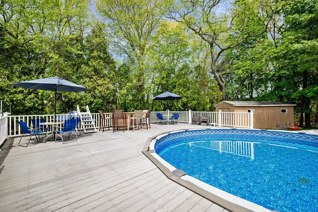 42 Walnut St, Saugus, MA 01906 - #1
