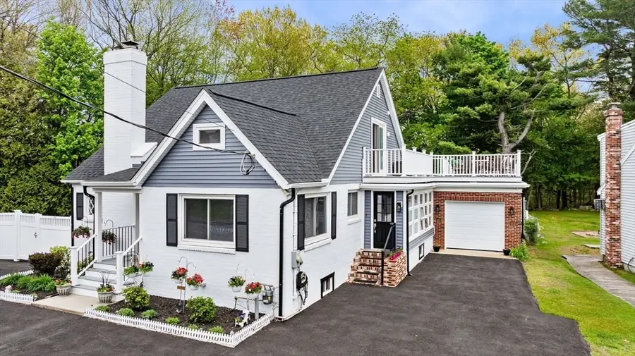 42 Walnut St, Saugus, MA 01906 - #3