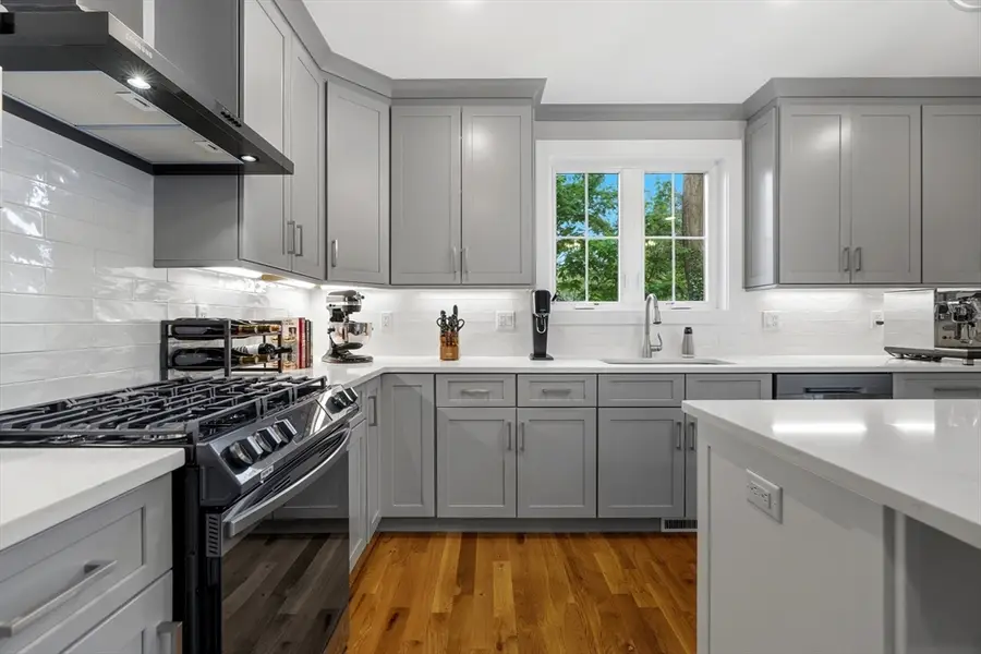 26 Neponset Ave #26, Boston, MA 02131 - #3