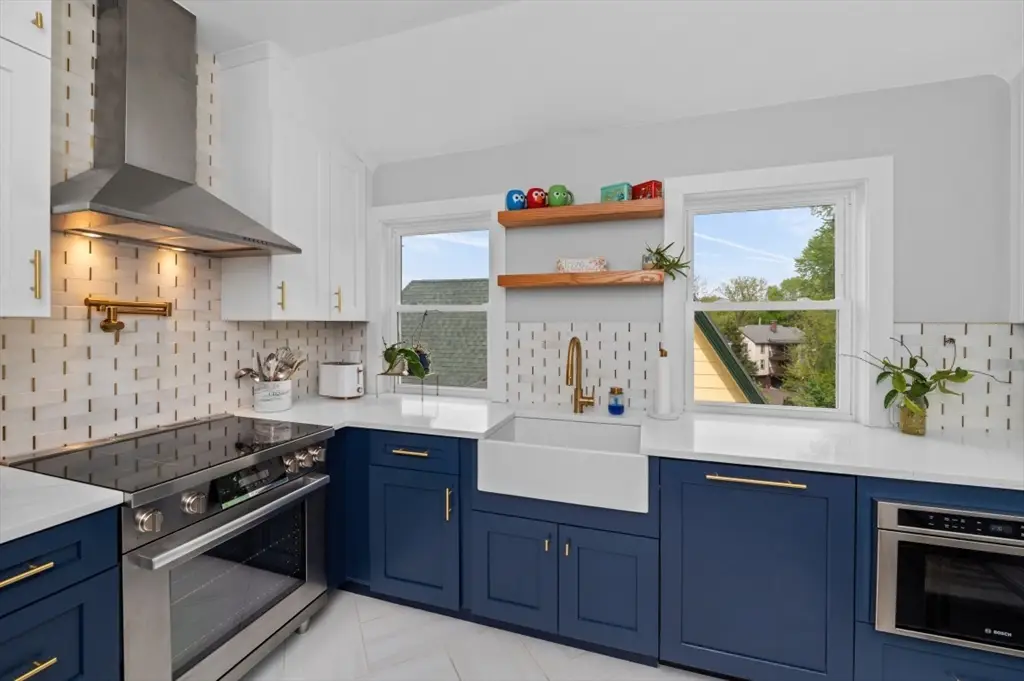 139 Florence St #139, Boston, MA 02131 - #1