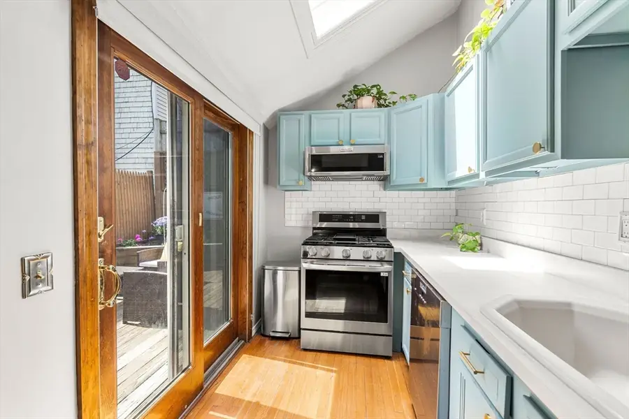 223 Bolton St, Boston, MA 02127 - #3