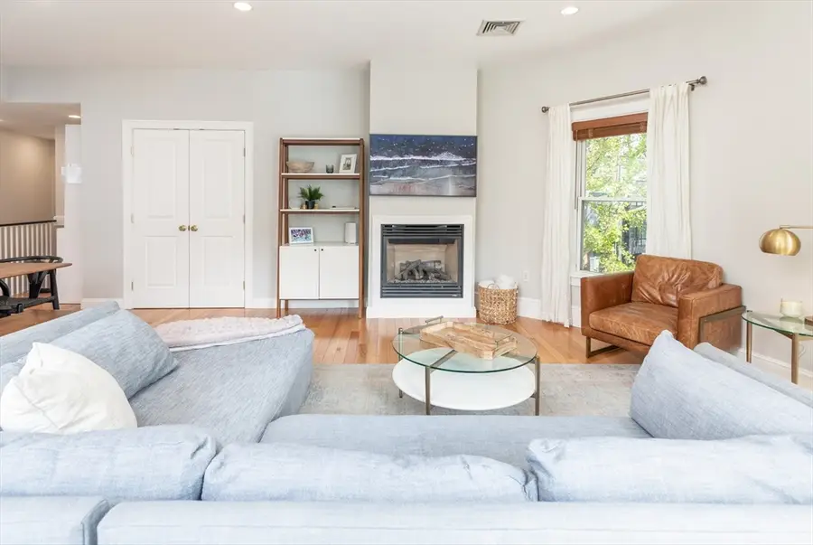 52 Warren #3, Boston, MA 02129 - #2