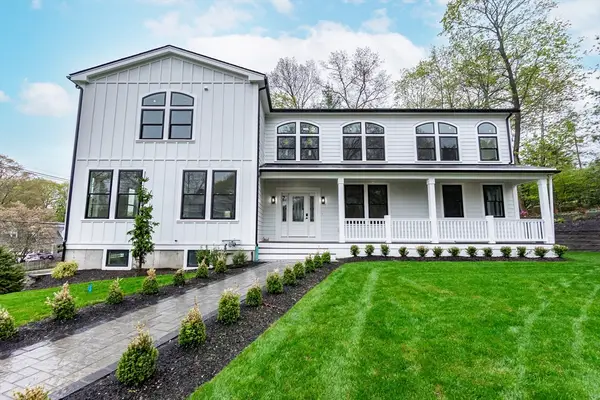 2 Atherton Rd, Winchester, MA 01890
