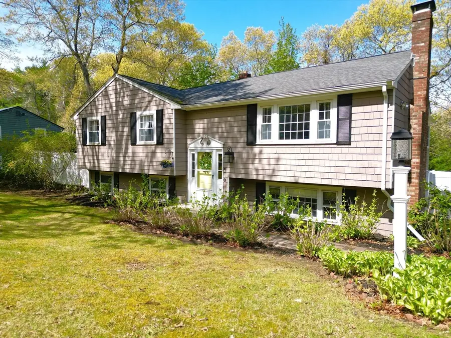 31 Lantern Lane, Plymouth, MA 02360 - #2