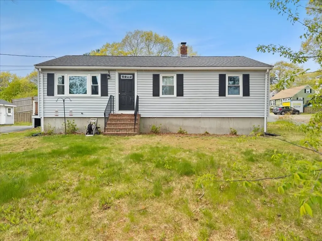 17 E Boundary Rd, Pembroke, MA 02359 - #1