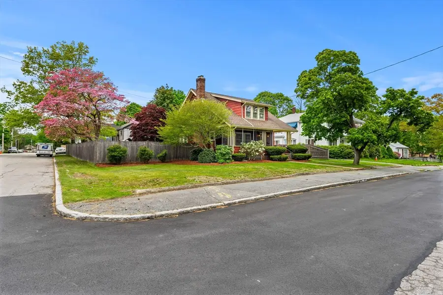 27 Lenox St, Brockton, MA 02301 - #2