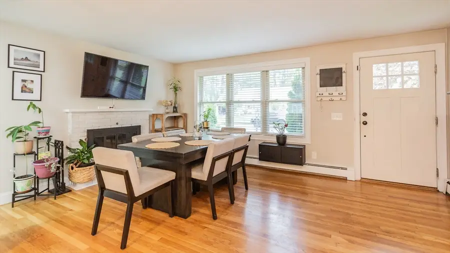 56 Harcourt Ave, Lakeville, MA 02347 - #2