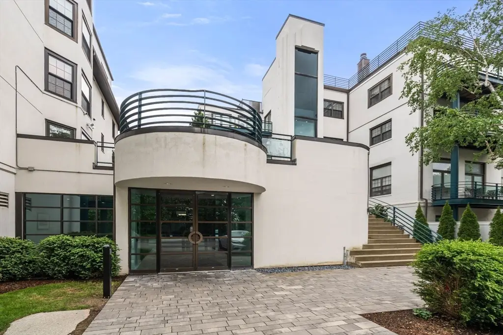 227 Summit Ave #W205, Brookline, MA 02446 - #1
