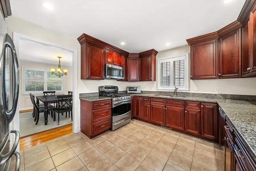 17 Russell Rd, Framingham, MA 01702 - #3