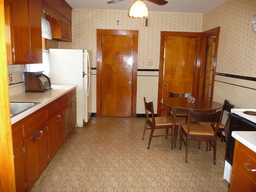103 Westminster Ave, Watertown, MA 02472 - #3