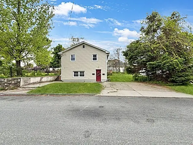 34 Marjorie St, Worcester, MA 01604 - #2