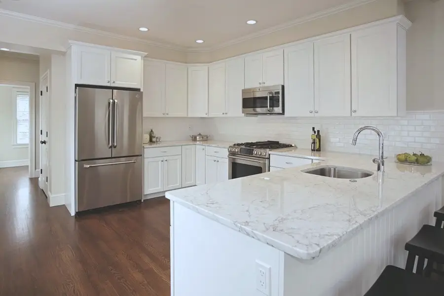 77 Verndale St #2, Brookline, MA 02446 - #2