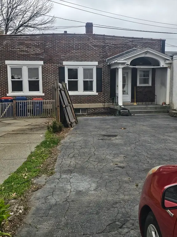 1934 Acushnet Ave, New Bedford, MA 02745