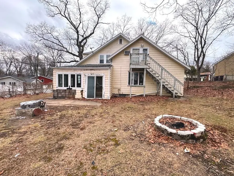 126 Lakehurst Ave, Weymouth, MA 02189 - #2
