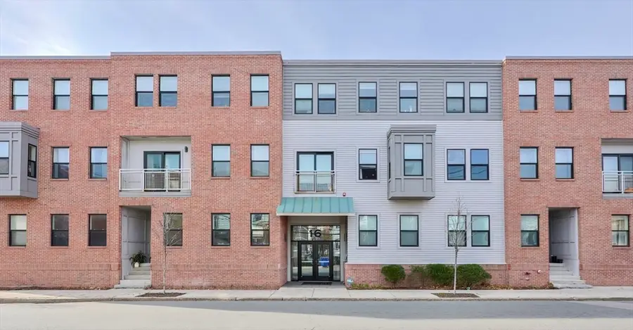 16 Boardman St #204, Boston, MA 02128 - #2
