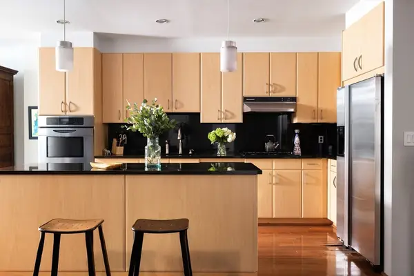 9 W Broadway #322, Boston, MA 02127