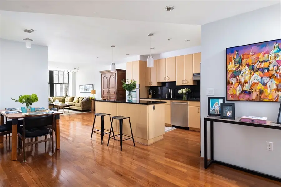 9 W Broadway #322, Boston, MA 02127 - #3