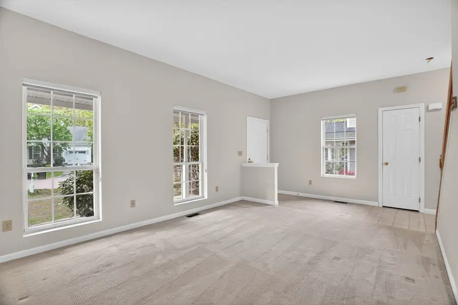 9 Grover Ln, Foxboro, MA 02035 - #3