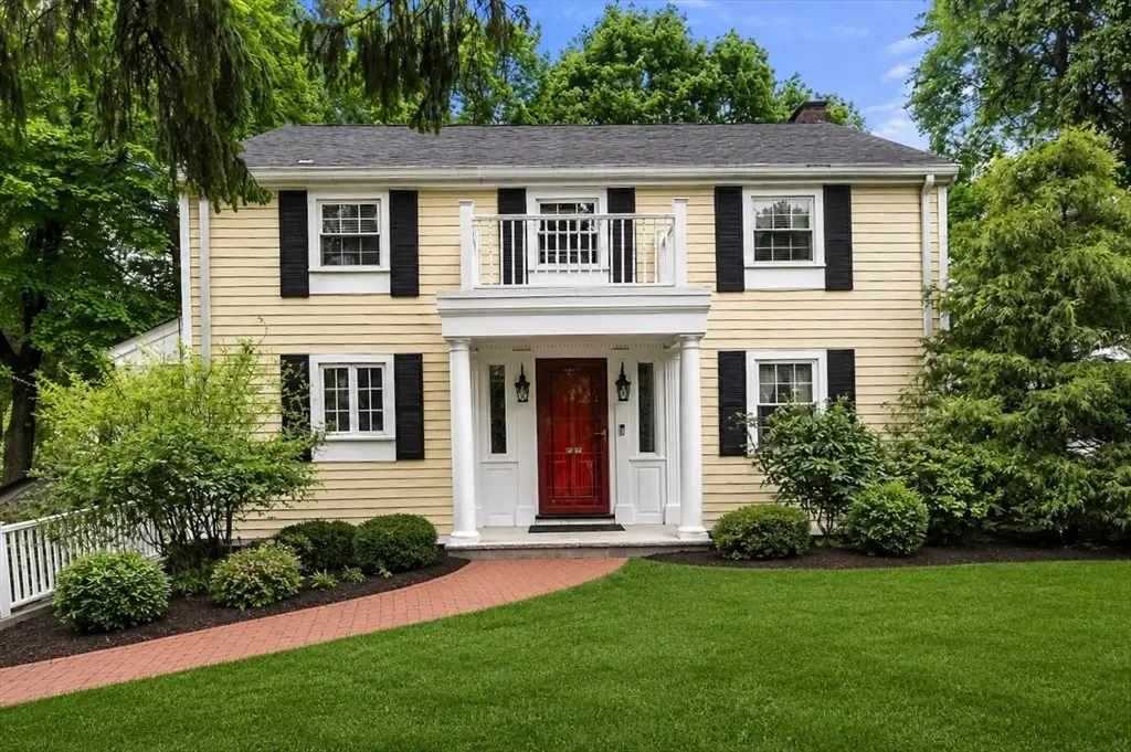 560 Worcester Street, Wellesley, MA 02481 - #1