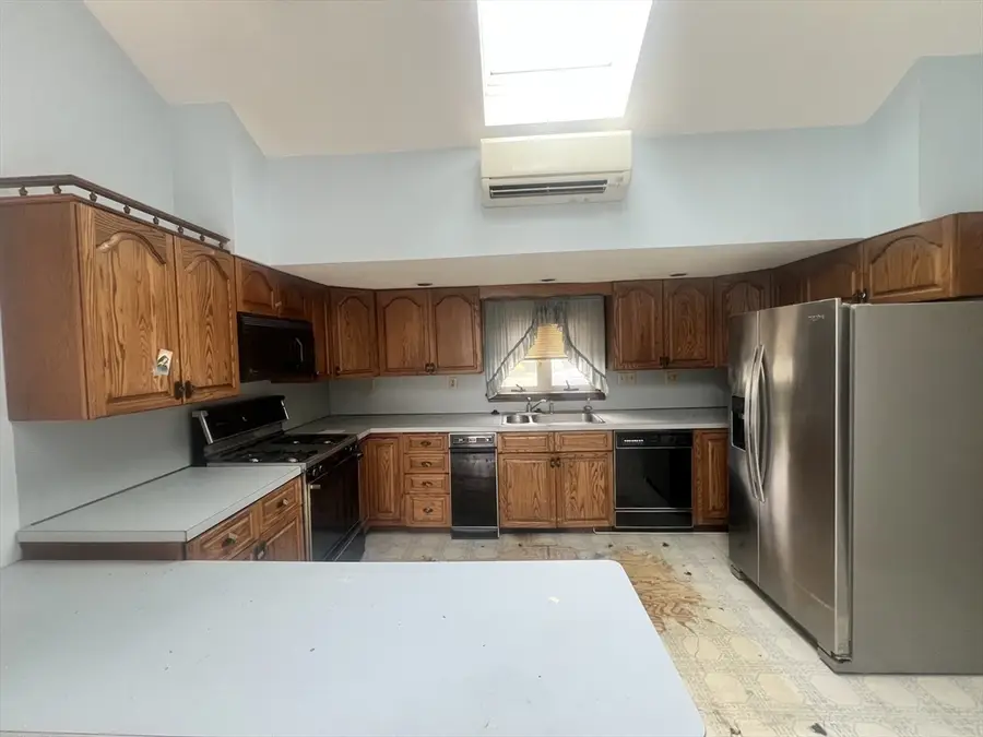 181 Pleasant St, Norwood, MA 02062 - #2