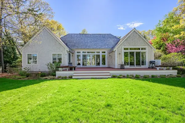 131 Dunrobin Road, Mashpee, MA 02649