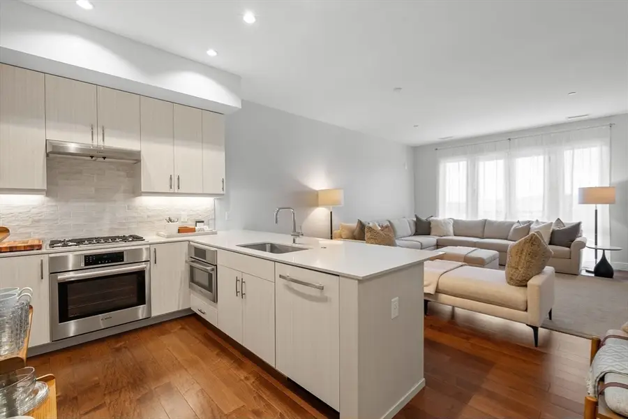 10 Shipyard Dr #401, Hingham, MA 02043 - #2