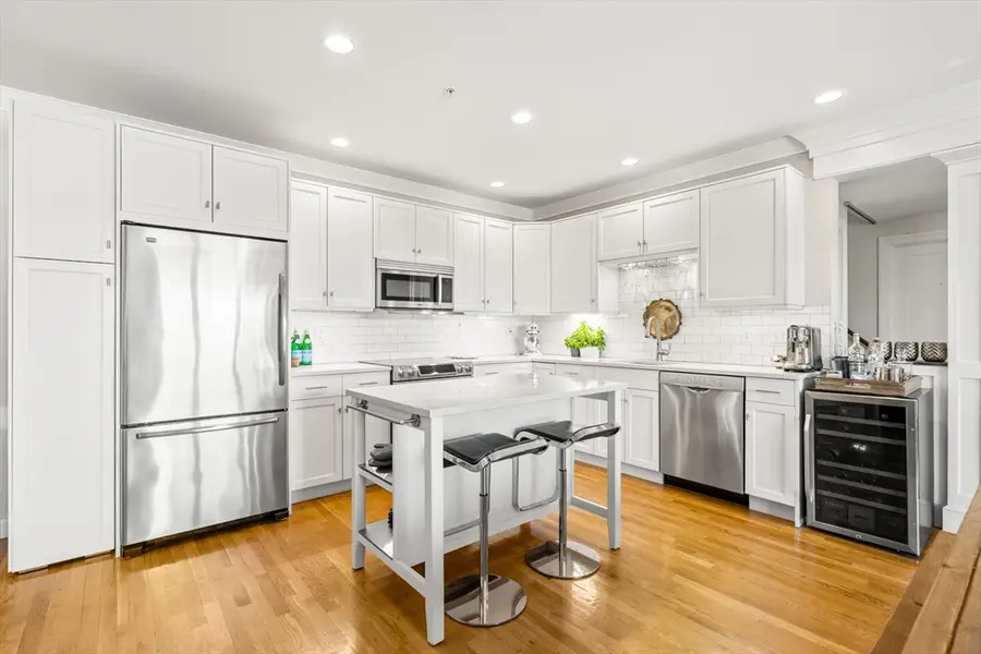 156 Green St #301, Boston, MA 02130 - #3