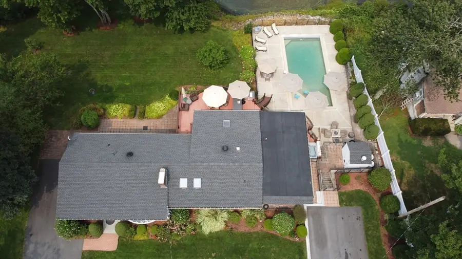 4 Johns Ave, Middleton, MA 01949 - #2
