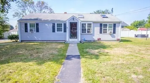 100 Bradley Ave, Brockton, MA 02302