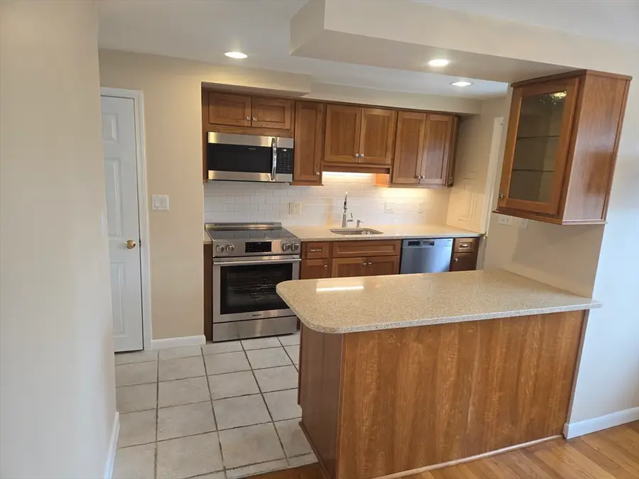 40 Lake Street #I, Winchester, MA 01890 - #2