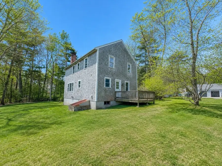 111 Snow St, Hanson, MA 02341 - #2