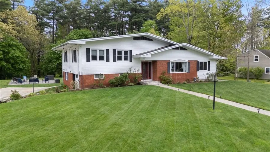 36 Fanning Ave, Dracut, MA 01826 - #2