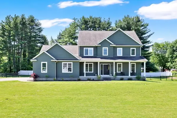27 Kibbe Ln, Hampden, MA 01036
