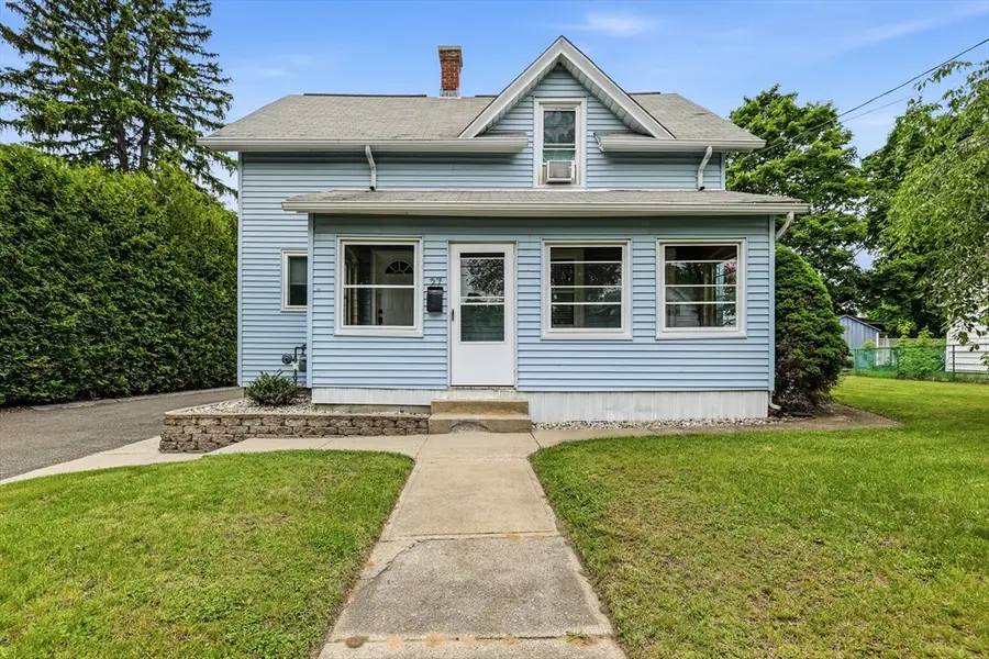 27 Stebbins Street, Ludlow, MA 01056 - #2