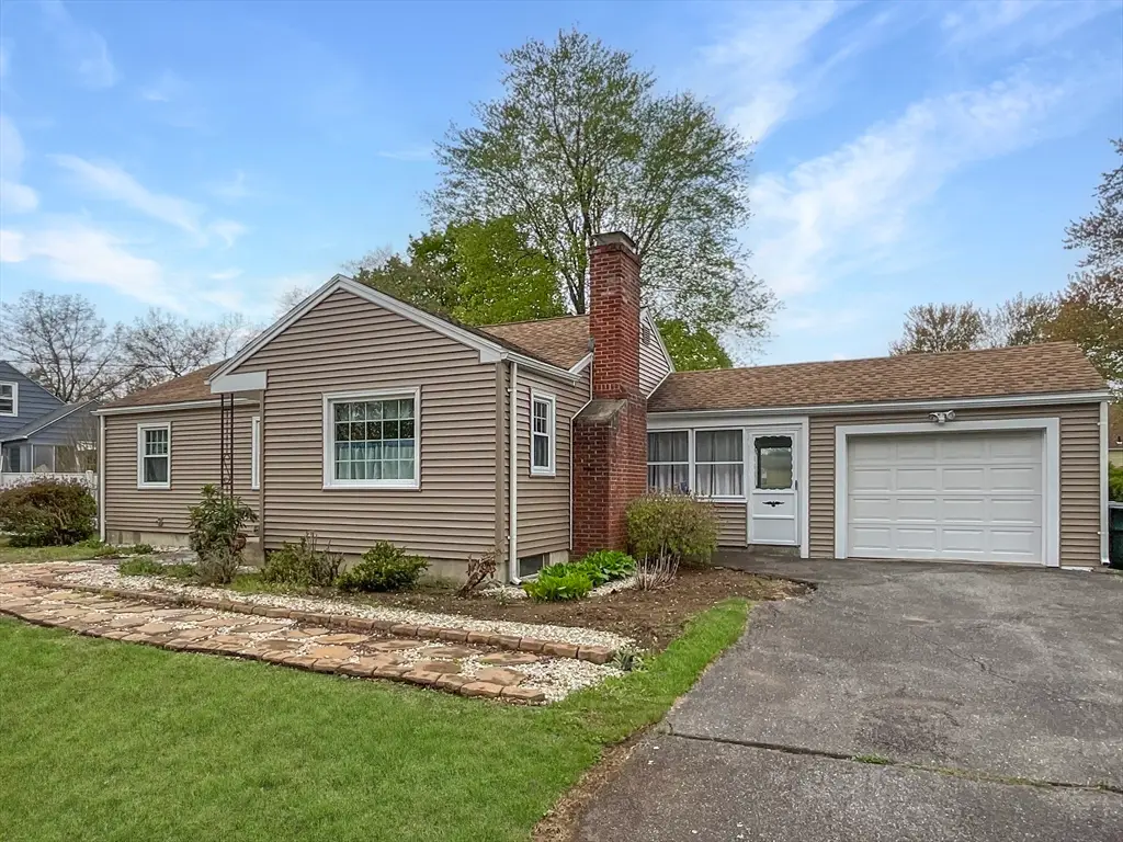 854 Grayson Dr, Springfield, MA 01119 - #1