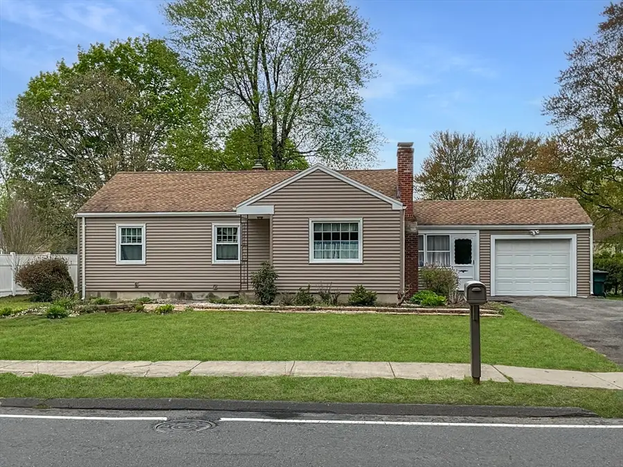 854 Grayson Dr, Springfield, MA 01119 - #2